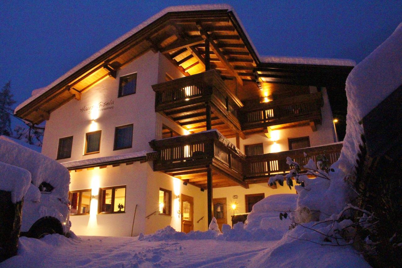 Haus Gisela Hotel Oetz Exterior foto